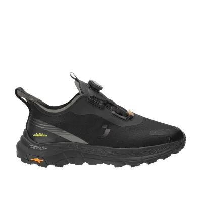 სპორტული ფეხსაცმელი sport sneaker